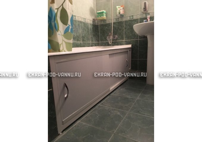 Экран  EUROPLEX Роликс белый с вставкой – купить по цене 10400 руб. в интернет-магазине в городе Казань картинка 2